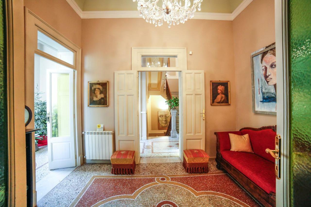 La Casa Di Dadda Messina Exterior foto